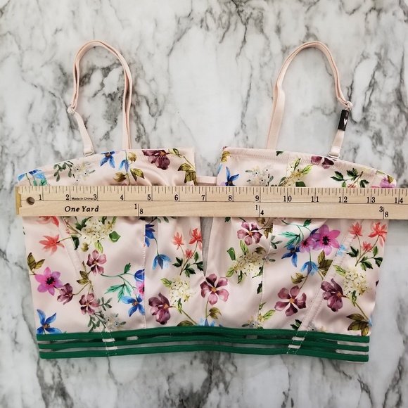 *SOLD* Victoria's Secret Flower Bralette Medium - Picture 3 of 8